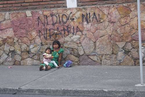 Cultura ancestral tirada en las calles.