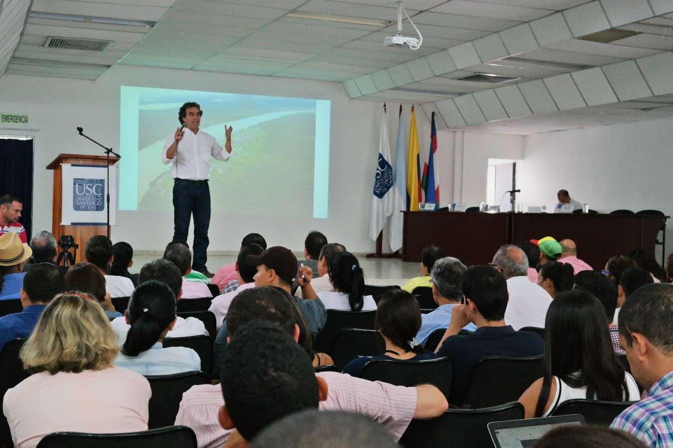 TRAVESÍAS DE LA EDUCACIÓN EN EL TERRITORIO COLOMBIANO